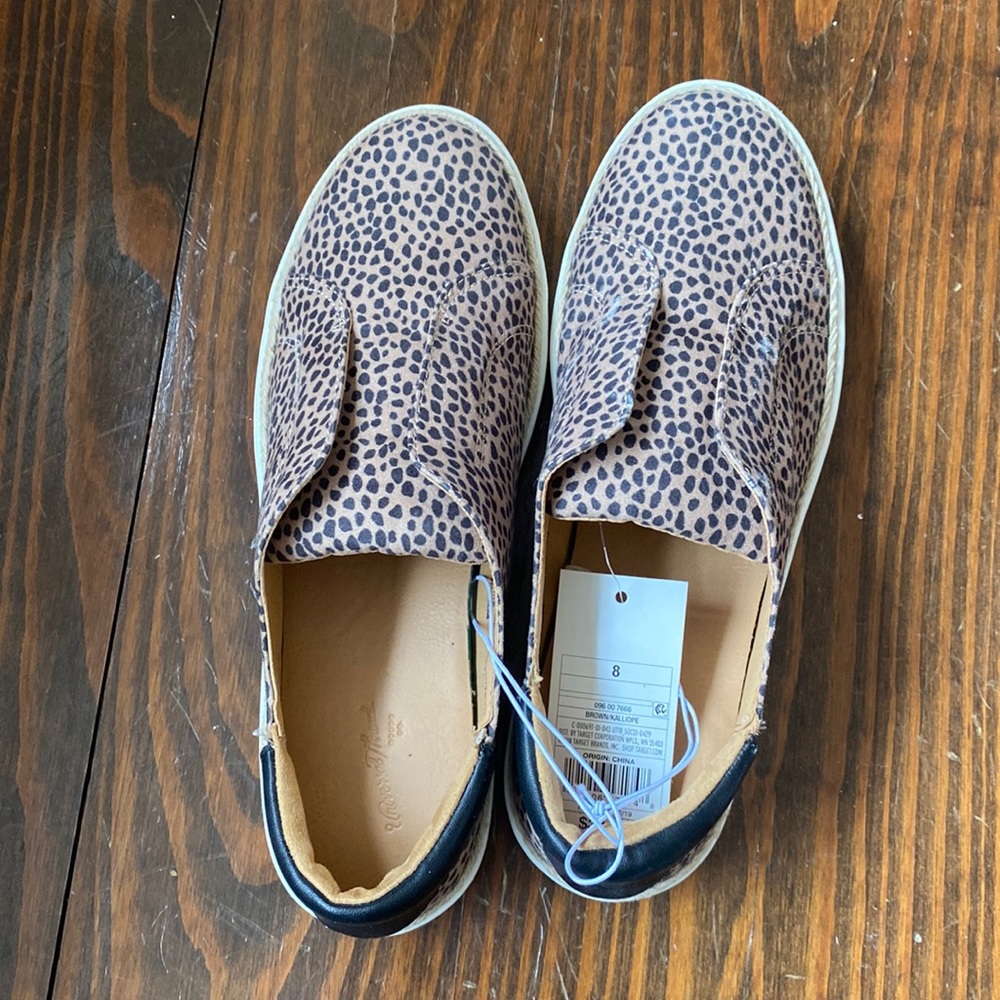 Leopard sneakers